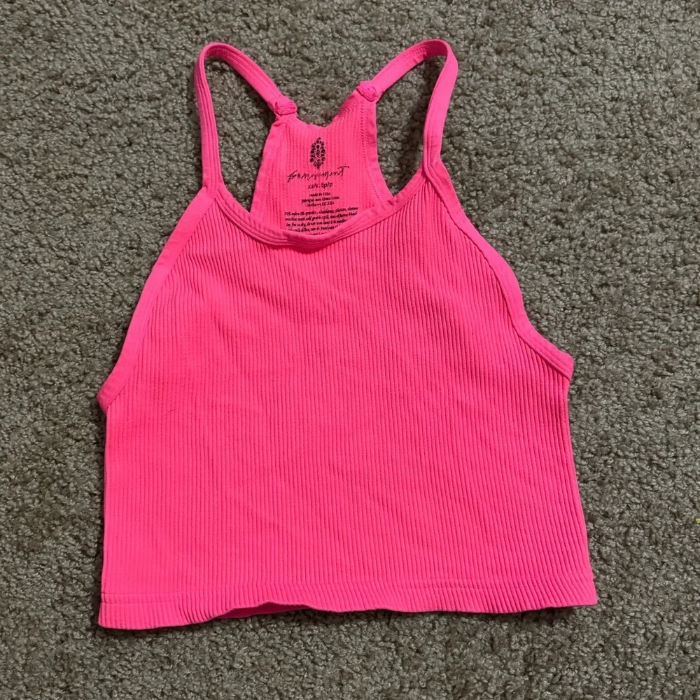 Free People Movement Happiness Runs Crop Pink Size XS/S